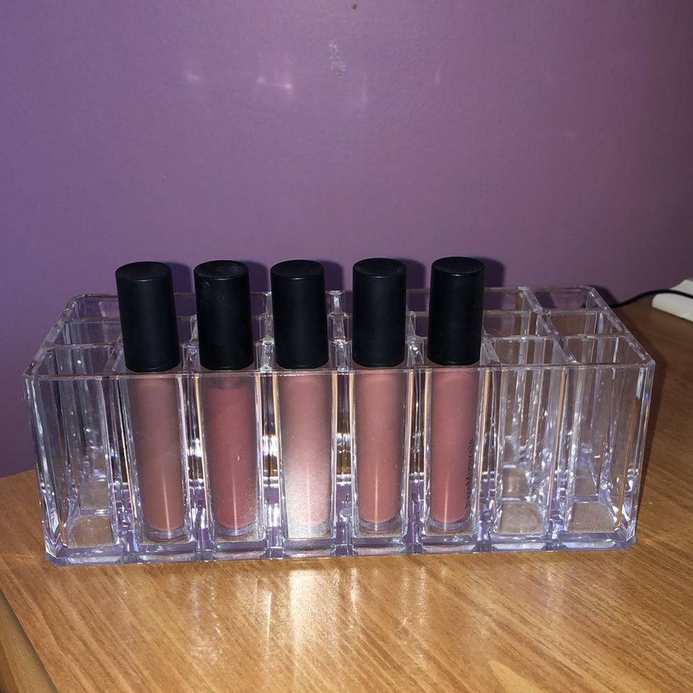 Acrylic Lip Gloss Display